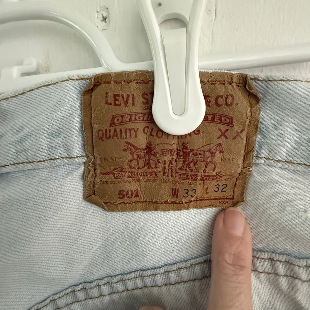 Levi’s 501 Light Wash Cutoff Denim Shorts | Distressed | 32” Waist - Picture 5 of 7